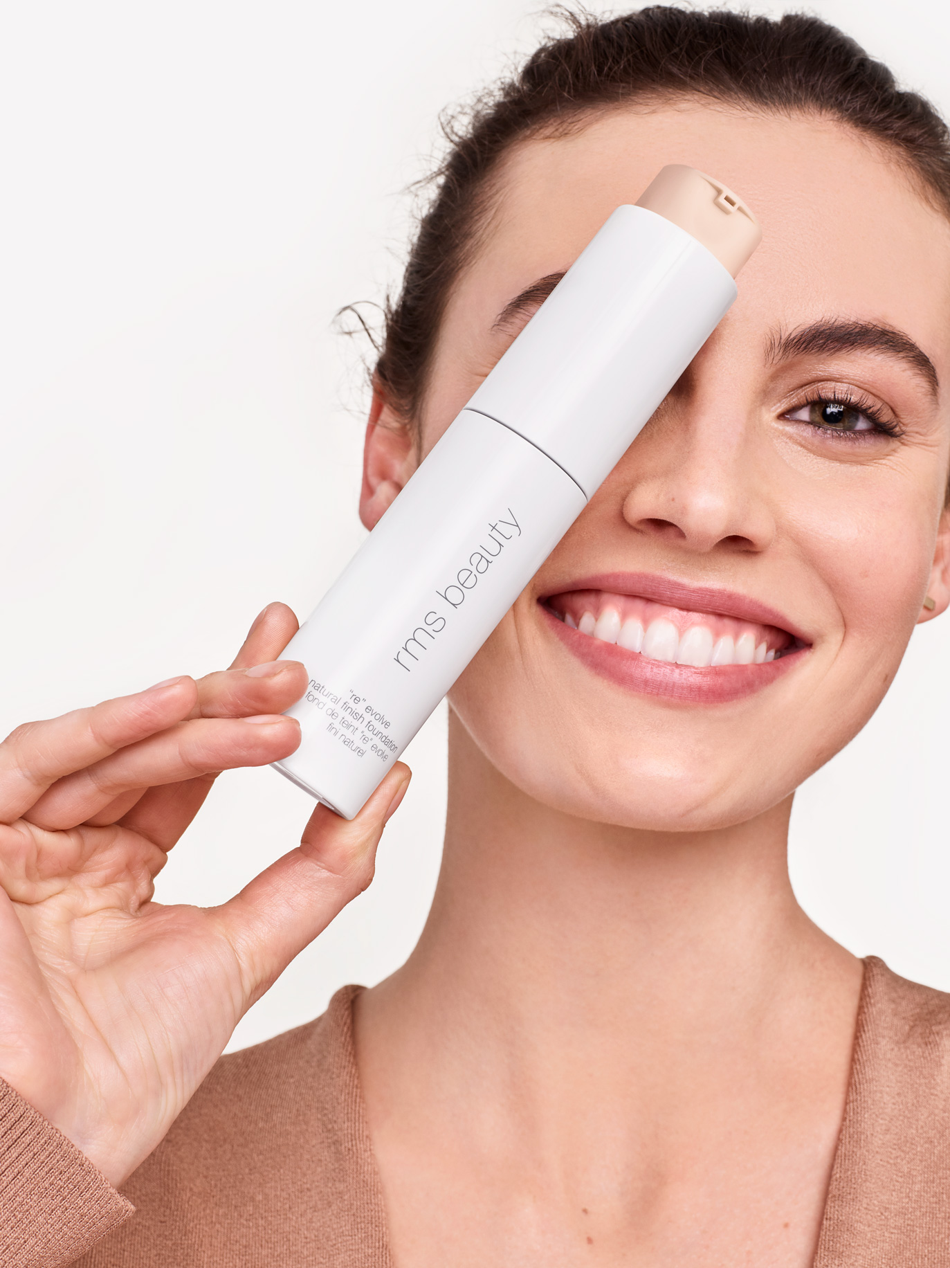 Aplikace RMS Beauty Make-upu